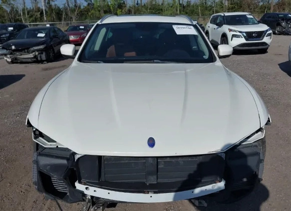 Maserati Levante cena 59900 przebieg: 21958, rok produkcji 2017 z Szczyrk małe 92